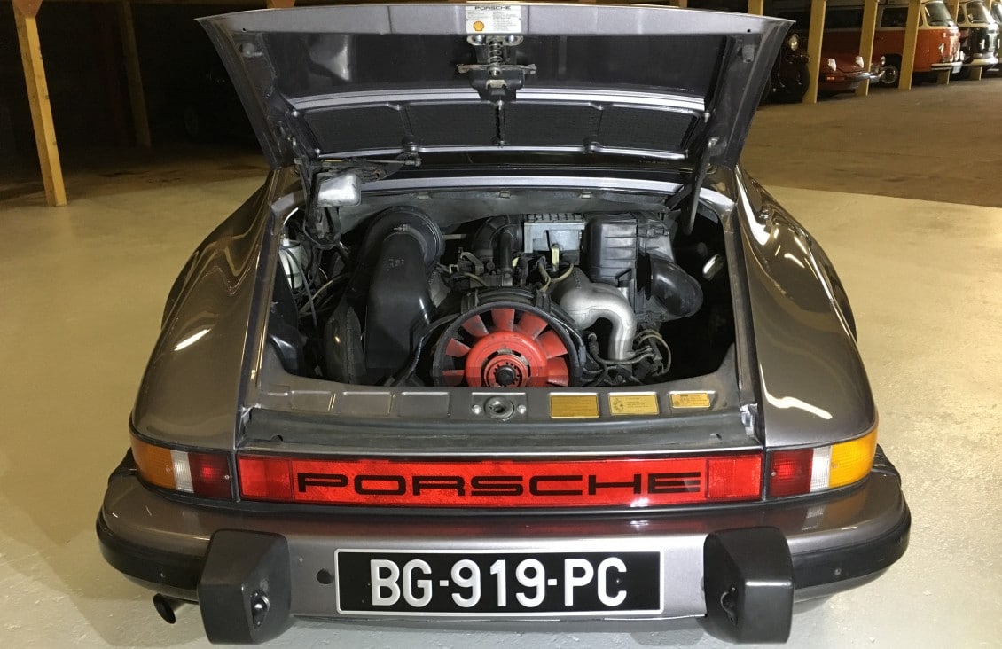 Porsche 911 3.2 l Carrera.