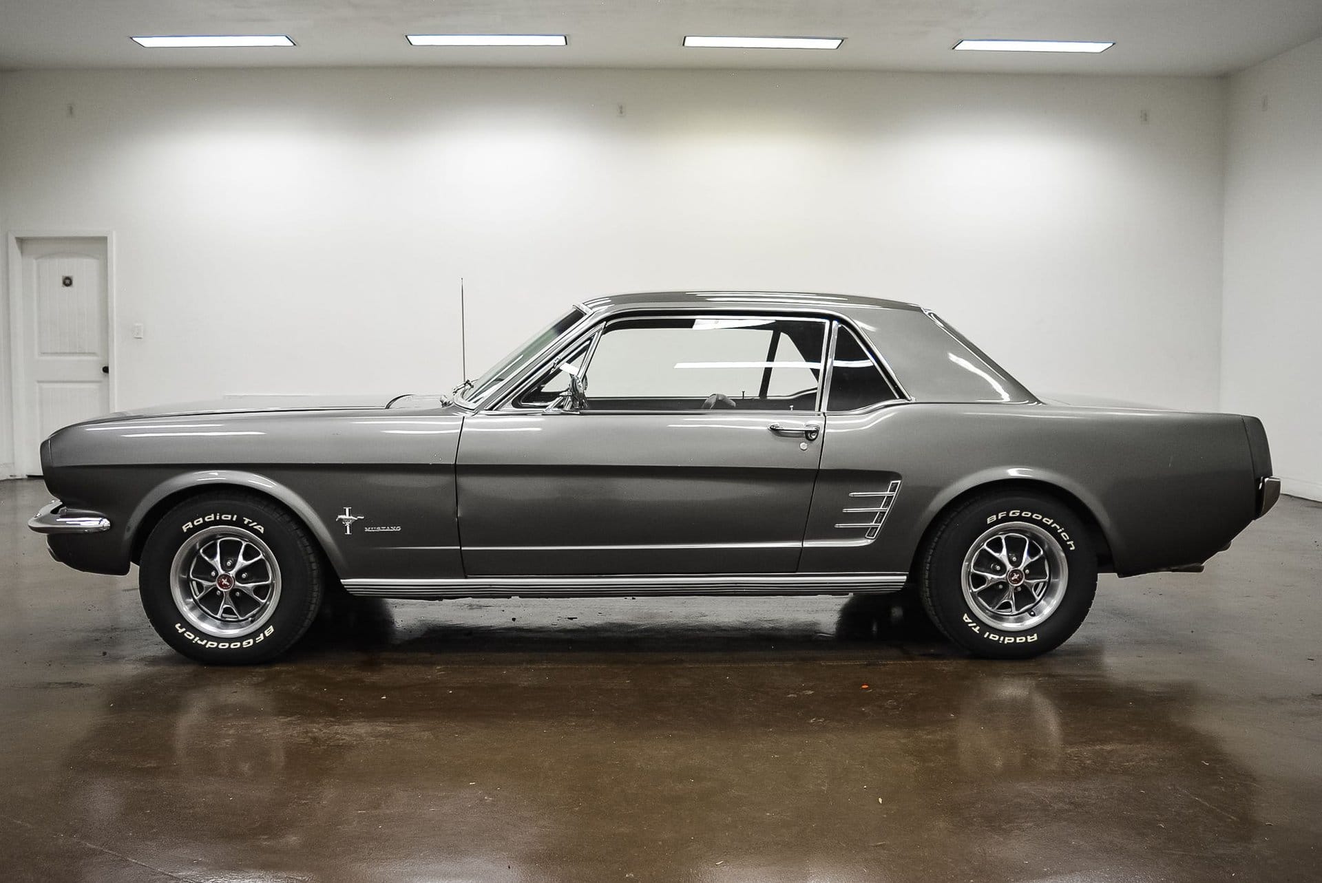 1966-ford-mustang (7)